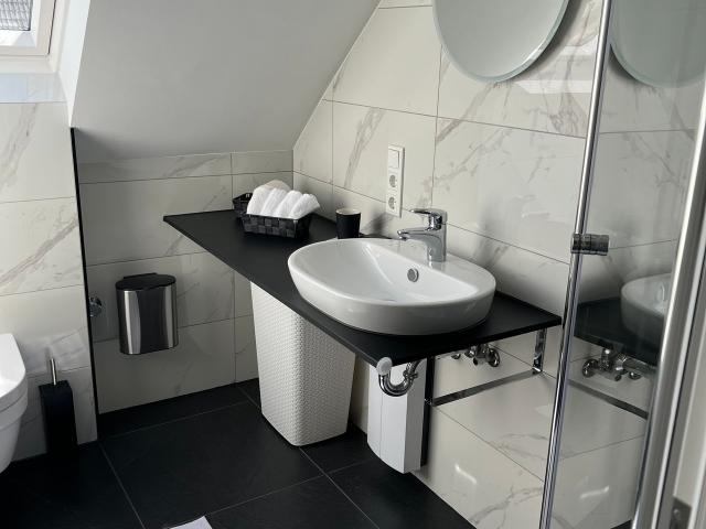 Awesome apartment in Düsseldorf, Dusseldorf Amsterdam Apartments for Rent