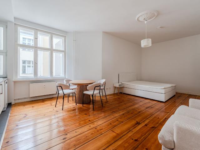 Awesome apartment in Gesundbrunnen, Berlin Amsterdam Apartments for Rent