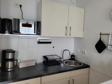Awesome & beautiful studio Düsseldorf, Dusseldorf Amsterdam Apartments for Rent