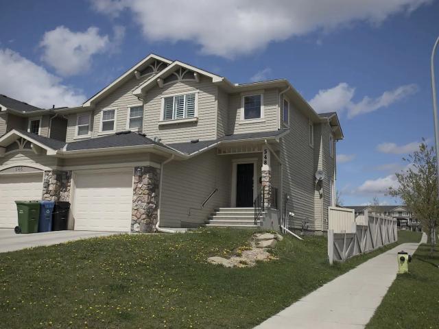 Awesome Duplex in Panorama Hills