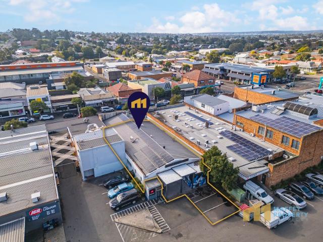 AWESOME EAST MAITLAND VILLAGE PRECINCT LOCATION WITH EVERYTHING