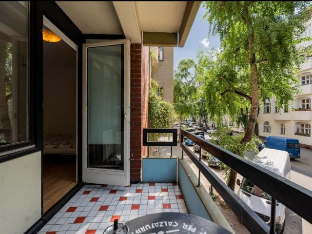 Awesome & fashionable loft at the Spree with a big terrace, Berlin Amsterdam Apartments for Rent
