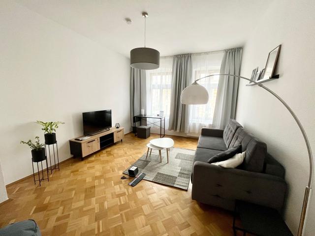 Awesome, fashionable 3R apartment with balcony, Leipzig Amsterdam Apartments for Rent