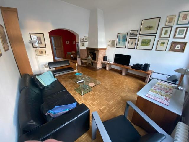 Awesome flat with nice neighbours, Dusseldorf Amsterdam Apartments for Rent