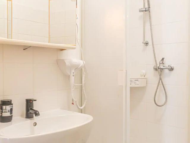 Awesome & gorgeous apartment in excellent location, Vienna Amsterdam Apartments for Rent