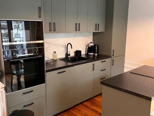 Awesome, great apartment, brand new!, Paris Amsterdam Apartments for Rent