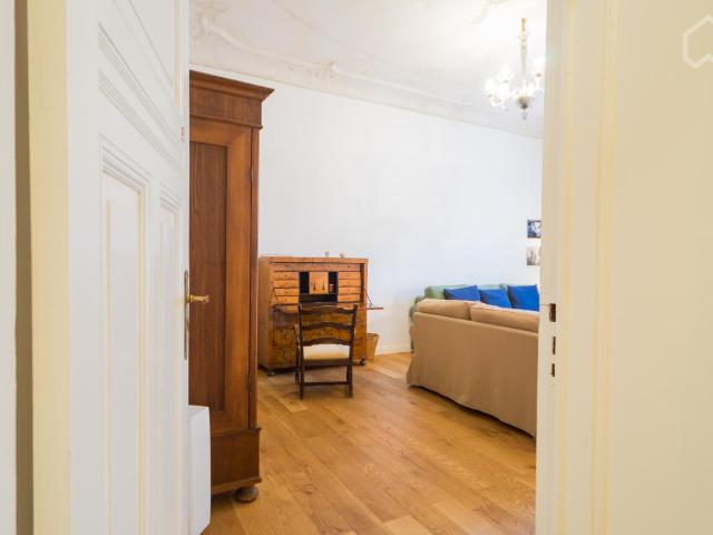 Awesome, Stucco apartment, Berlin Amsterdam Apartments for Rent