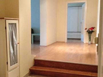 Am Bach, Frankfurt - Keller, Terrasse, Parkplatz