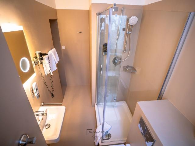 Awesome suite studio centrally located in Wilmersdorf, Berlin, Berlin Amsterdam Apartments for Rent
