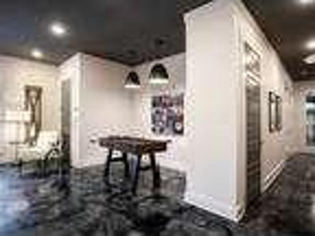 Awesome 1 Bed 1 Bath Available Today