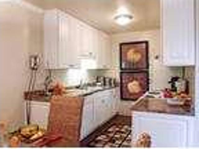 Awesome 2 BD 1 BA Available Today