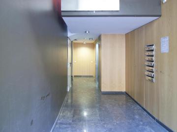 Awesome 2 bedroom apartment in artsy Gràcia