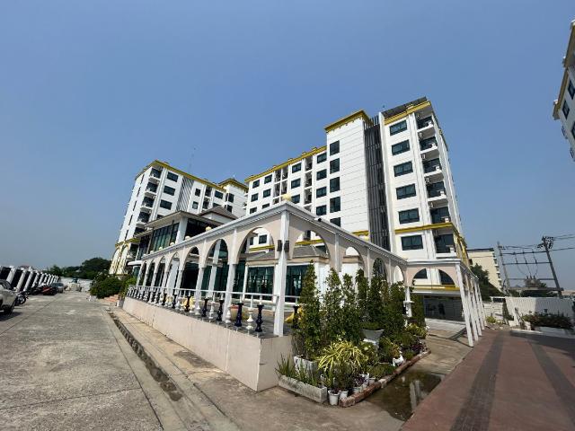 AT 1691: อเวนิว เวนิส AVENUE VENICE