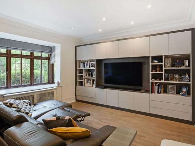 At the End of a Private Cul de Sac on Oxshott's Crown Estate