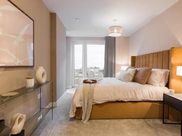 at The McEwan, 2 Drysdale Road EH3 2 bed apartment to rent £2,210 pcm £510 pw