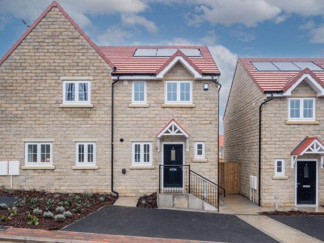 at Trinity View, 24 Buckram Road BD6 3 bed house to rent £1,185 pcm £273 pw