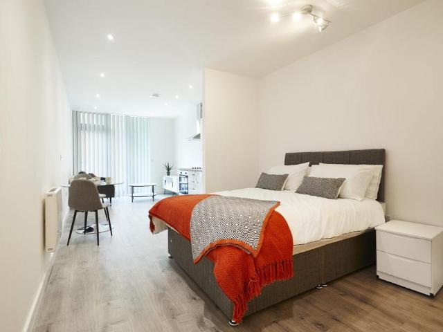 at Velocity Village, Apartment 92, 2. Studio to rent £695 pcm £160 pw