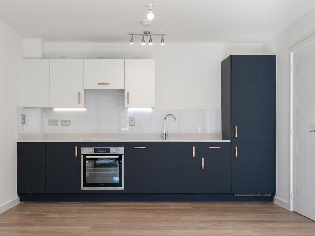 at Walton Court, Station Avenue KT12 1 bed apartment to rent £1,858 pcm £429 pw