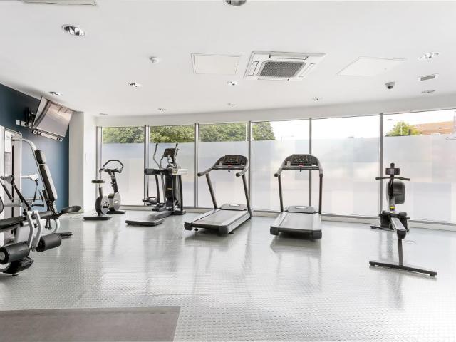 at Abbeville Apartments, Apartment. 2 bed apartment to rent £1,990 pcm £459 pw