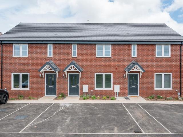 at Beaufort Park, 33 Rossetti Road BS10 3 bed house to rent £1,795 pcm £414 pw