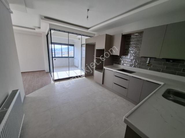 Atıcı'dan Kozan Çevreyoluna Yakın Lüks Geniş 4.5+1 Satılık Daire