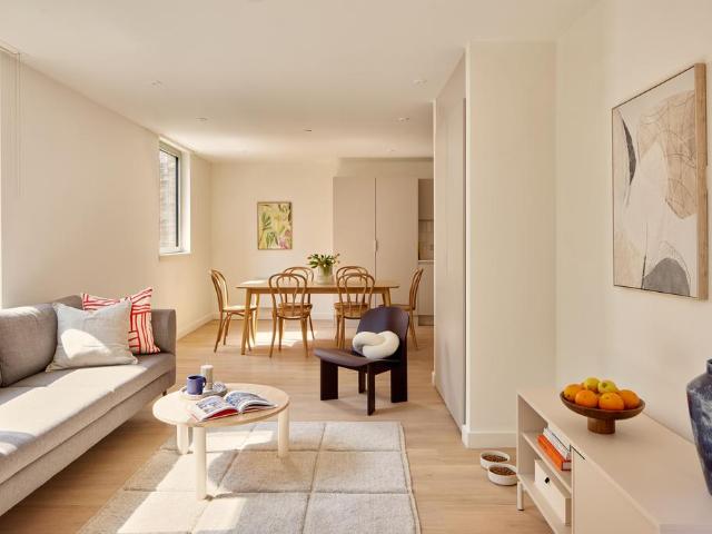 at Edinburgh, Bonnington Road Lane, 3. 1 bed flat to rent £1,510 pcm £348 pw