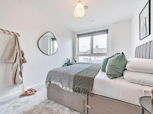 at Elements, 96 Alma Road, 98 Alma. 1 bed apartment to rent £1,750 pcm £404 pw