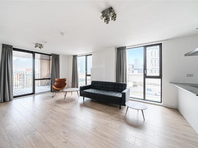at Folio London, Flat 502, Templar. 2 bed apartment to rent £2,650 pcm £612 pw