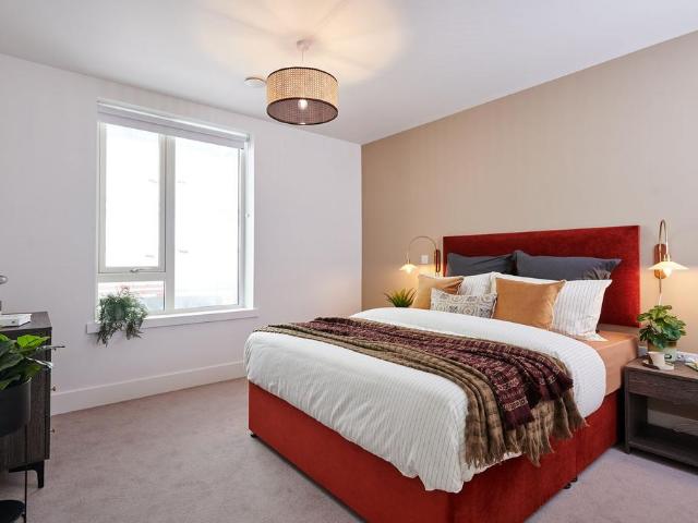at Fortunes Dock, Flat 112, Nautilus. 1 bed apartment to rent £2,185 pcm £504 pw