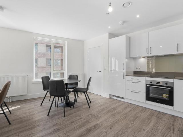 at Fortunes Dock, Flat 58, Nautilus. 2 bed apartment to rent £2,735 pcm £631 pw