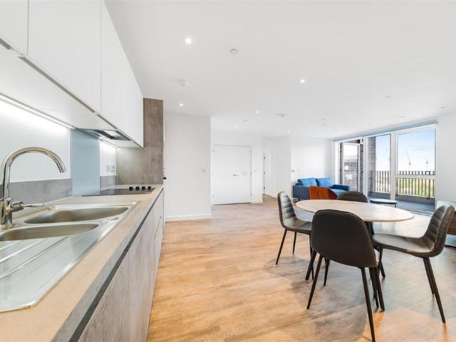 at Fresh Wharf, 68 The Halcyon, 6. 2 bed apartment to rent £2,050 pcm £473 pw