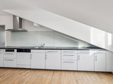At home in Breitenrain – Attic apartment