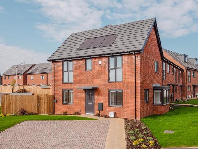 at Kilnbrook Place, 44 Corbel Avenue WA9 3 bed house to rent £1,325 pcm £306 pw