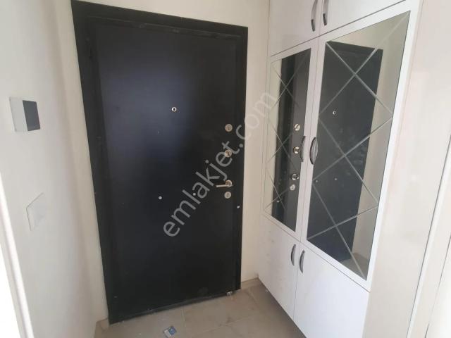 Çatıkule'den Kapalı Mutfak Hasrsız İsknlı Geniş Oturumlu Sınırsız Kredili 2+1
