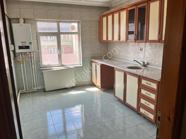 Atılım Gold Emlaktan Erzurum Mahallebaşında 2+1 Kilerli Kiralık Daire