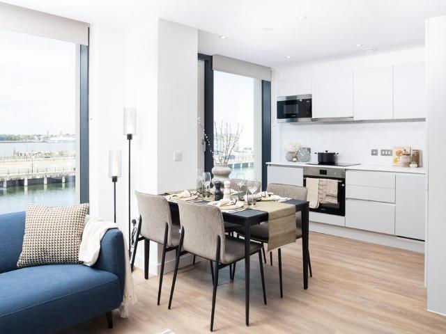 at Lighthaus, Lighthaus, 2 William. 2 bed apartment to rent £1,785 pcm £412 pw