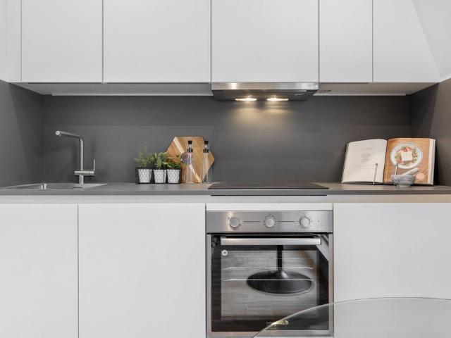 at London, Flat 42, Kingscroft House. Studio to rent £1,225 pcm £283 pw