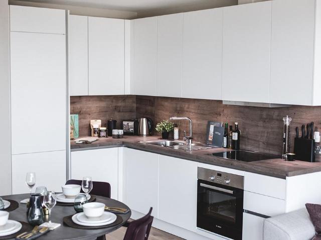 at London, Flat 15 Sidcup House 12 18. 1 bed flat to rent £1,600 pcm £369 pw