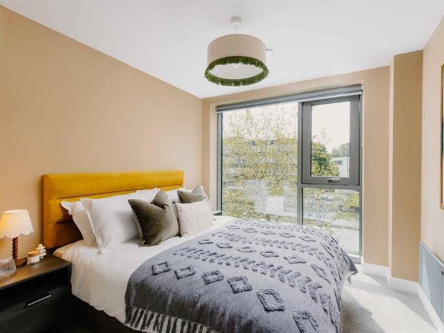 at Loudons Yard, The Laurel, 2. 2 bed apartment to rent £1,905 pcm £440 pw