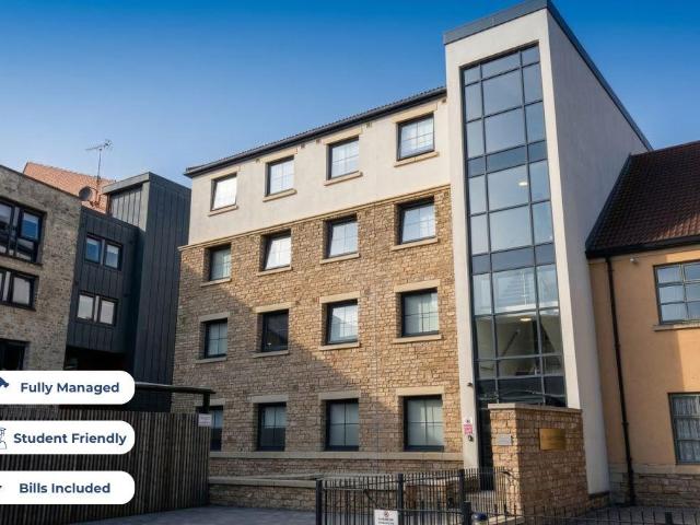 at Nationwide, Flat 25, 2 Weirside. Studio to rent £1,582 pcm £365 pw