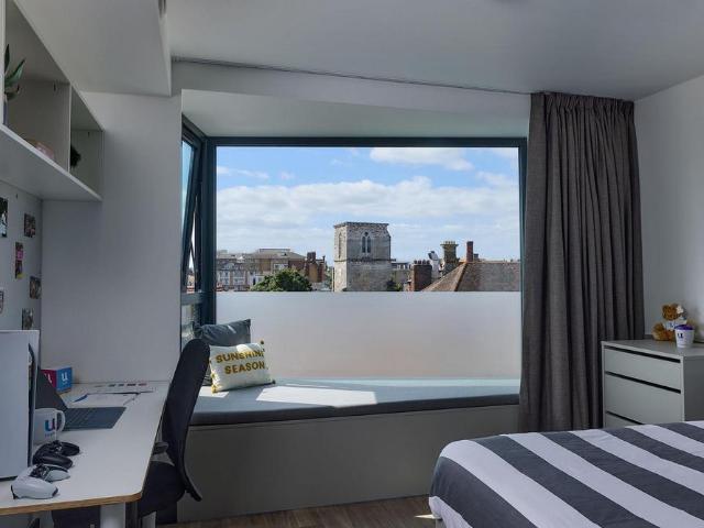 at Nationwide, Unilife Bargate House. 1 bed private hall to rent £1,690 pcm £390 pw