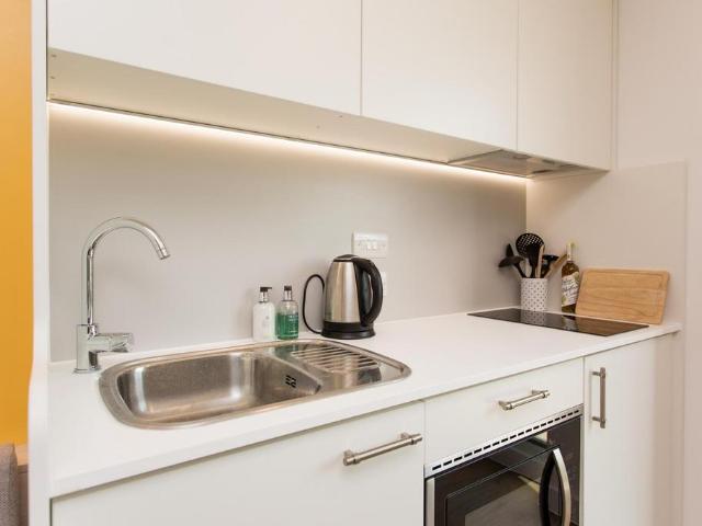 at Nationwide, Unilife Riverside. 1 bed private hall to rent £1,560 pcm £360 pw