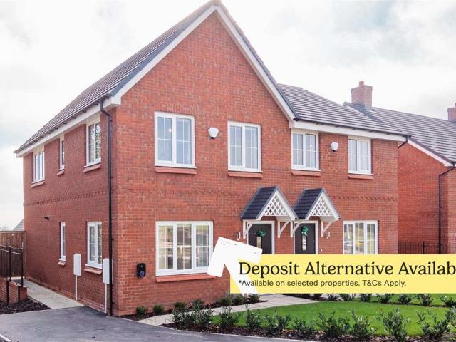 at Nationwide, 47 Ravensmoor Road ST9 3 bed semi detached house to rent £1,210 pcm £279 pw