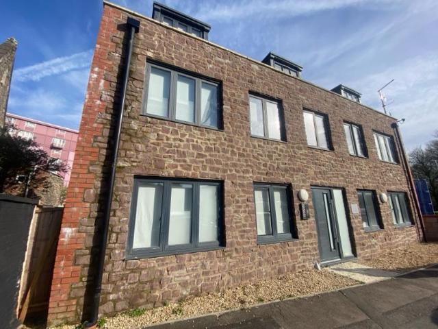 at Nationwide, 4, Lamb Street BS2 Studio to rent £1,127 pcm £260 pw