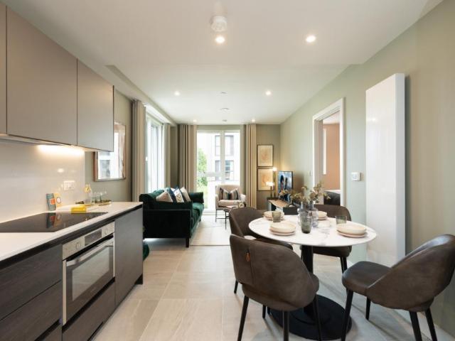 at New York Square, 307 Rockland West. 1 bed flat to rent £1,340 pcm £309 pw