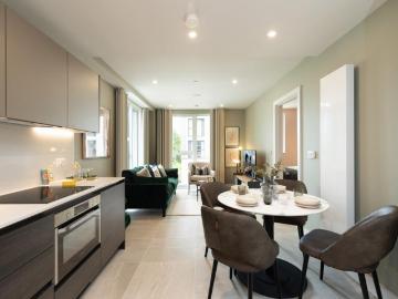 at New York Square, 611 Rhode East. 1 bed flat to rent £1,190 pcm £275 pw