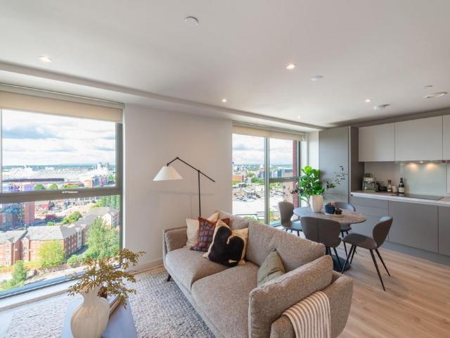 at Property Sense, Apartment 00405. 1 bed apartment to rent £1,305 pcm £301 pw