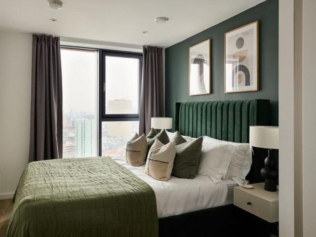 at Property Sense, Apartment 002704. 2 bed apartment to rent £1,887 pcm £435 pw