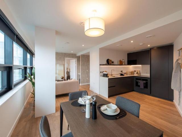 at Property Sense, Apartment 0188. 1 bed apartment to rent £1,535 pcm £354 pw