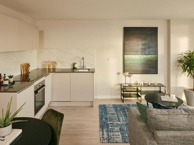 at Property Sense, Apartment 0416. 2 bed apartment to rent £1,684 pcm £389 pw